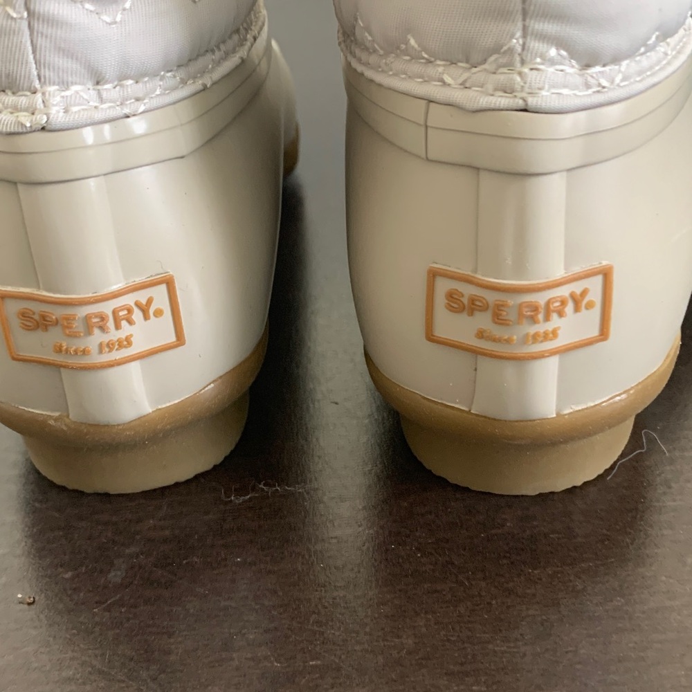 Sperry Women's Ankle Boots in Cream and Tan - Picture 7 of 16